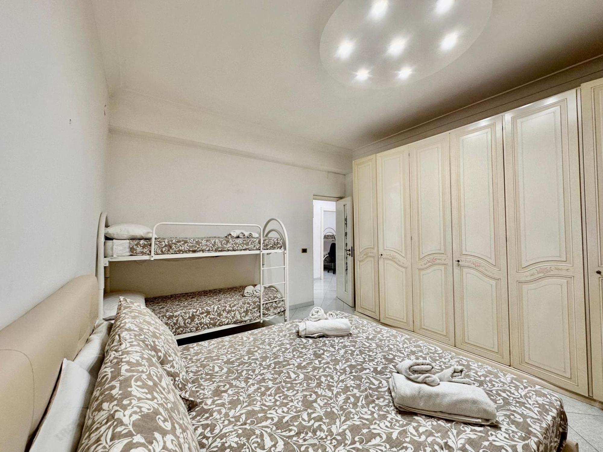 Casa Vacanze Bergame Villa Naples Luaran gambar